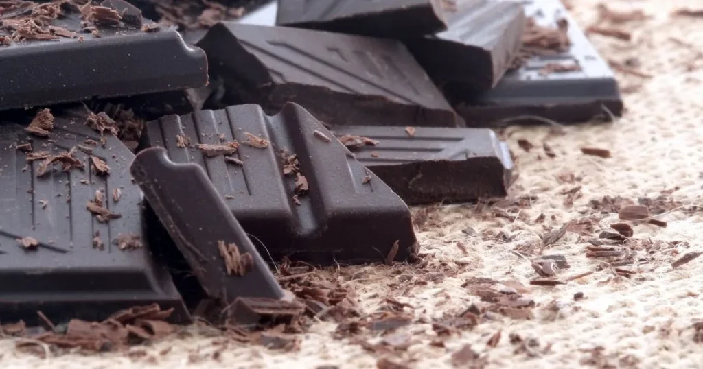 6.डार्क चॉकलेट | Dark Chocolate