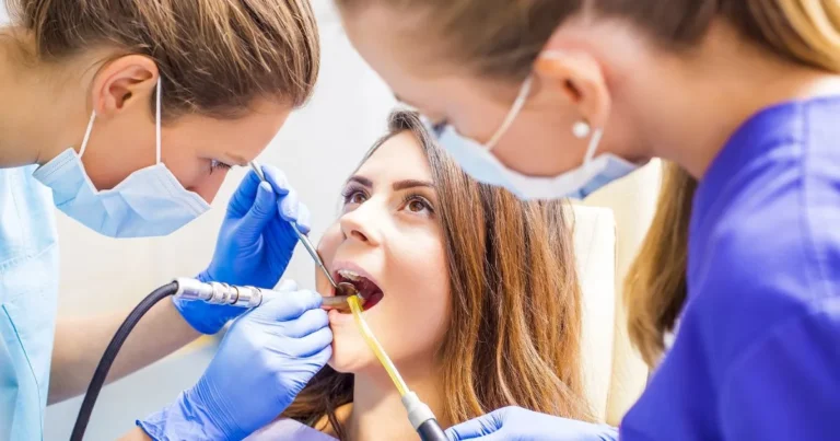 Dental Health Tips : दांतों को हेल्दी रखने के आसान उपाय